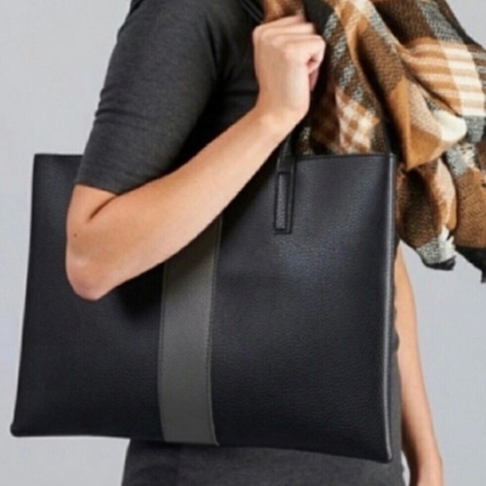 Vince Camuto Luck Tote